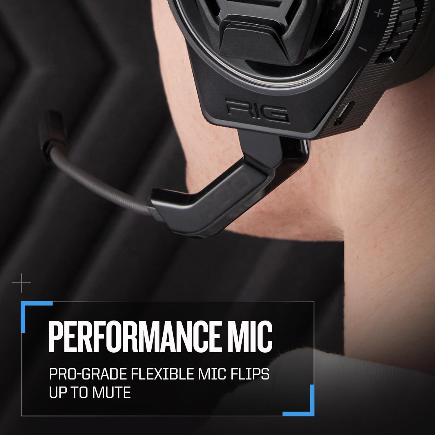 800 PRO HX Wireless Gaming Headset & Multi-Function Base Station